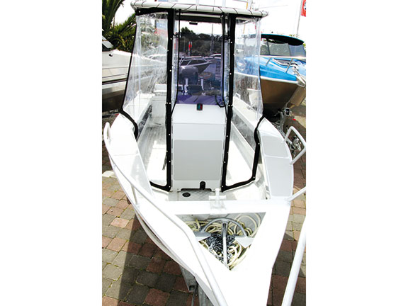 Second-hand boats: 2010 Surtees 5.5 Centre Console
